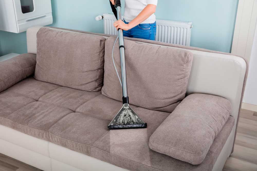 Limpeza profissional de estofos